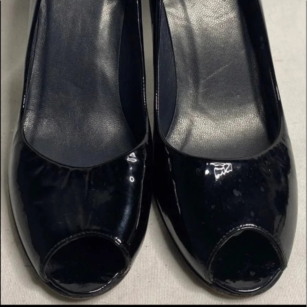 Stuart Weitzman peep toe Heels 6.5M